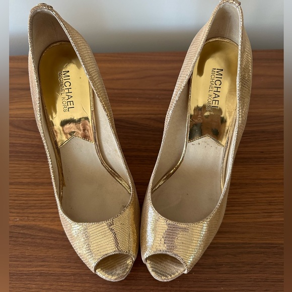 Michael Kors heels - Picture 1 of 7